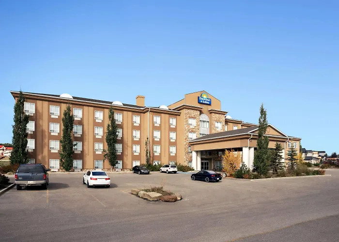 Days Inn & Suites By Wyndham Strathmore