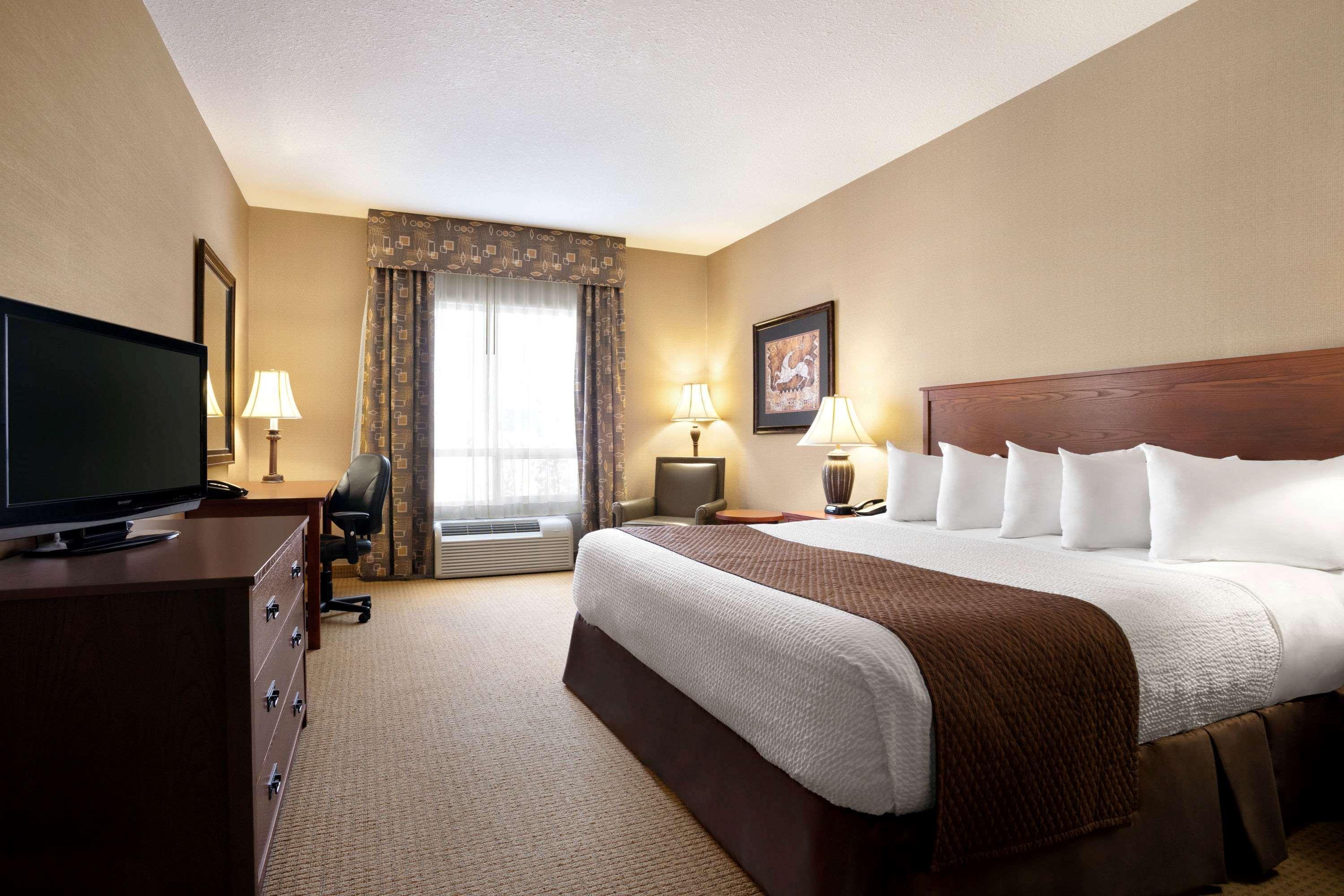 Hotel Days & By Wyndham 3*