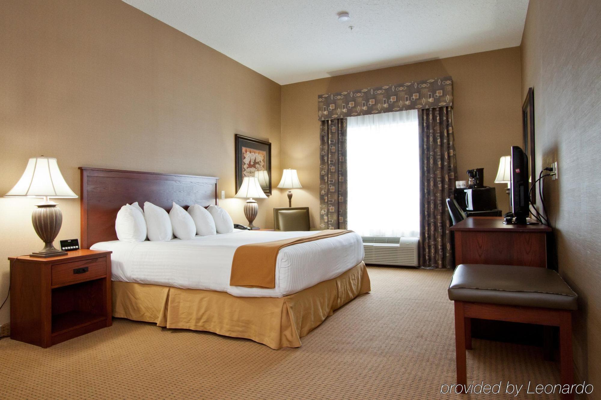 Hotel Days & By Wyndham